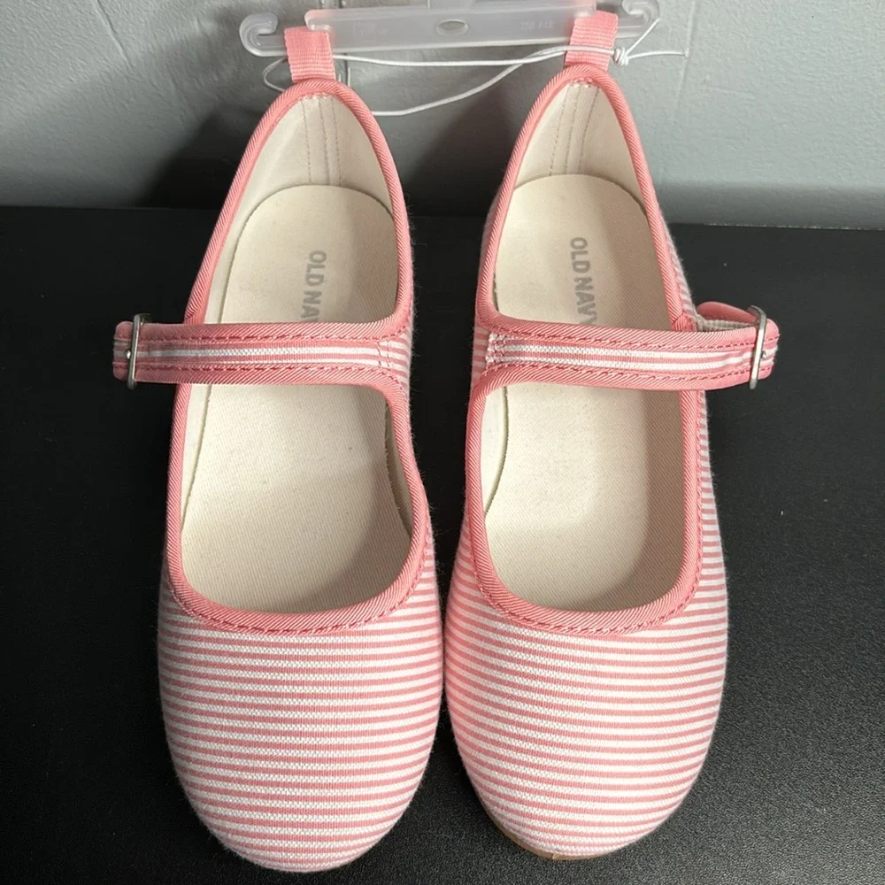 Old Navy Pink and White Ballet Flats with small heel size 13